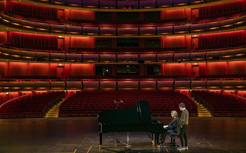 eksodos-anoiksi-erxetai-to-1o-diadiktuako-festibal-ethnikis-lurikis-skinis-erxetai-to-1o-diadiktuako-festibal-ethnikis-lurikis-skinis