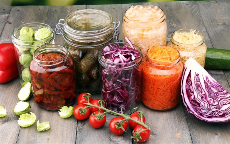 giati-prepei-na-baloume-perissotera-proionta-zumosis-sti-diatrofi-mas