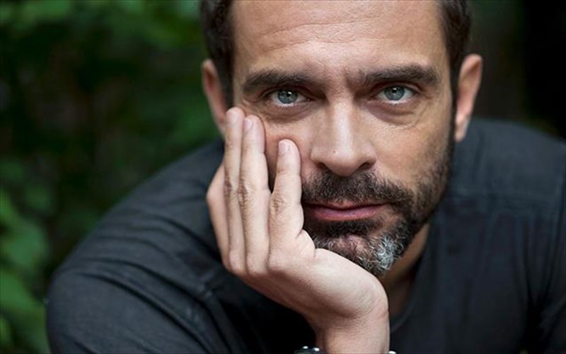 maria-kabogianni-kai-maria-kitsou-sto-trito-stefani-dia-xeiros-konstantinou-markoulaki