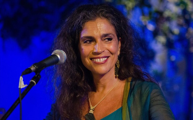 i-sabina-giannatou-live-apo-ton-faro-tou-kpisn-to-sabbato-30-maiou