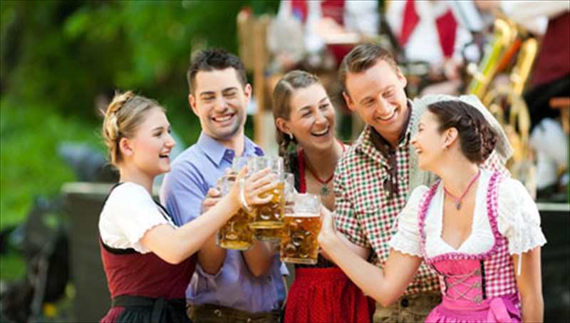 ta-perierga-tou-oktoberfest