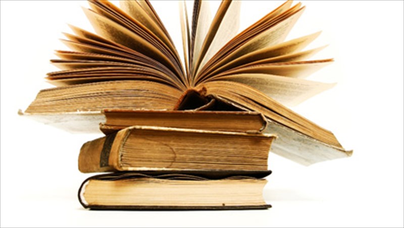 oi-upopsifiotites-gia-ta-brabeia-logotexnikis-metafrasis