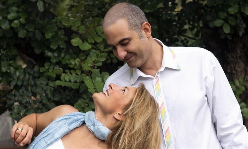 spoudaia-theatrika-keimena-gia-ton-erota-ginontai-parastasi-kai-bgainoun-se-periodeia