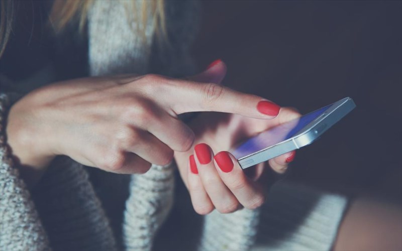 poso-asfalis-einai-o-tropos-pou-kleidonete-tin-othoni-tou-kinitou-sas-tropos-pou-kleidonete-tin-othoni-tou-kinitou-sas