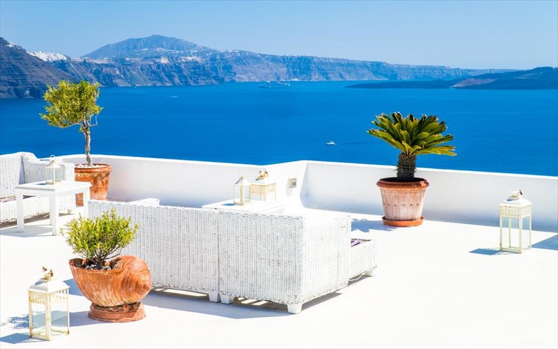 pente-protaseis-gia-oikonomiki-nisiotiki-diamoni-ton-ioulio