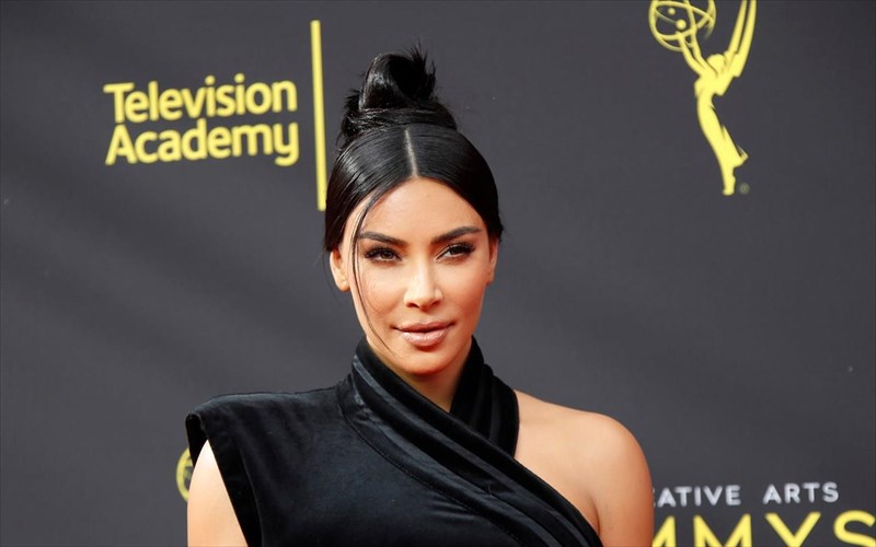 neo-apokleistiko-podcast-tis-kim-kardashian-gia-to-spotify