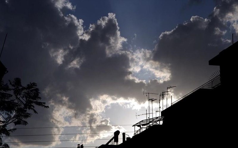 astatos-kairos-me-broxes-kai-kataigides