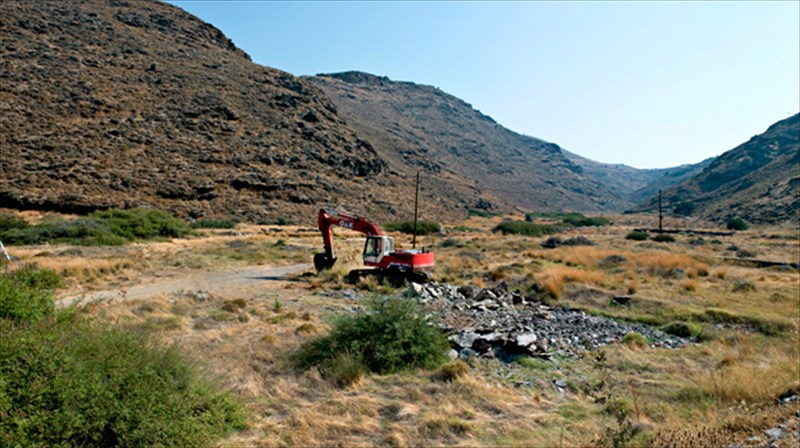 fotografikoi-skeletoi-sto-mouseio-mpenaki