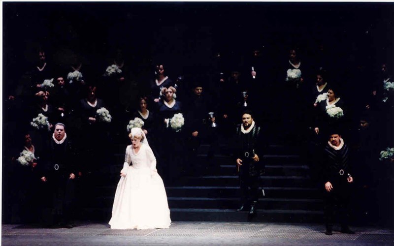 h-loutsia-nti-lammermour-sto-site-tou-megarou