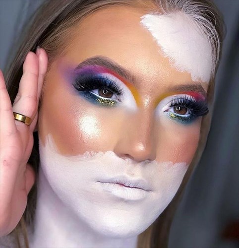 enas-makigier-diasimotiton-mila-gia-ti-xara-tou-pride-makeup