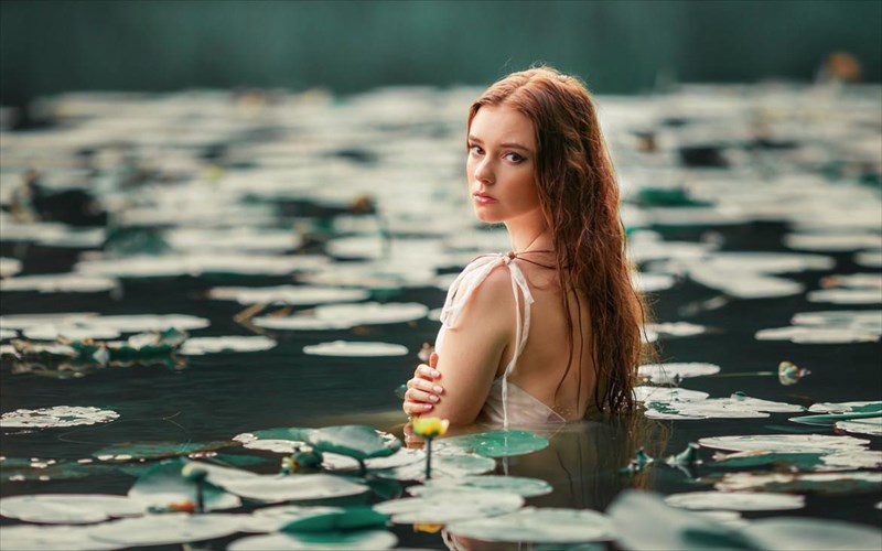 pos-kai-giati-na-kukloforeite-kokkinomalla-auto-to-kalokairi