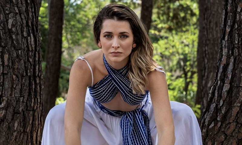 i-ioli-andreadi-skinothetei-ti-basiliki-troufakou