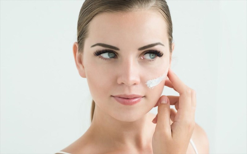 entatiki-enudatosi-therinis-nuxtos