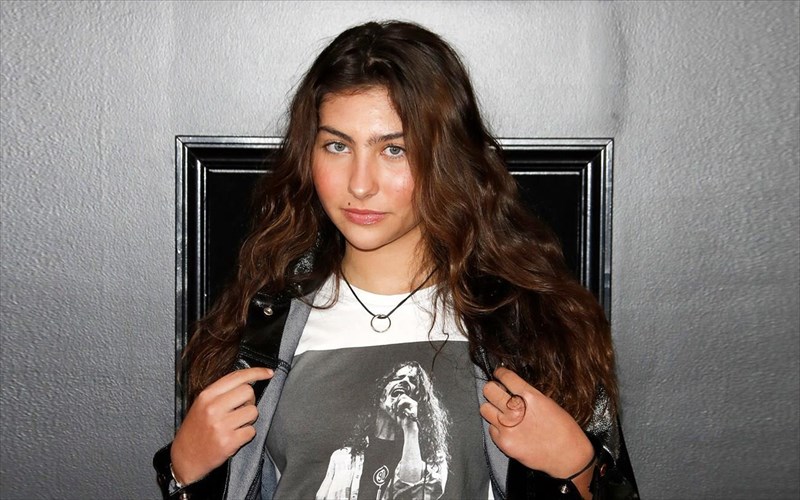 i-kori-tou-chris-cornell-tragouda-to-black-ton-pearl-Jam-gia-ton-patera-tis