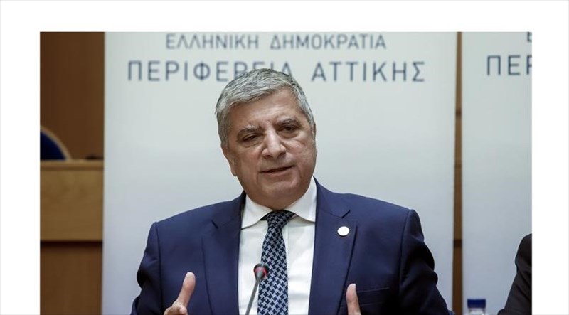 i-perifereia-stirizei-tous-polites-stin-pandimia