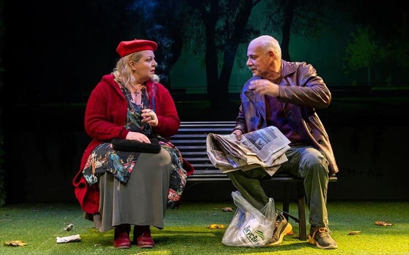 giorgos-kimoulis-kai-foteini-mpaksebani-sta-anoixta-theatra-tis-attikis