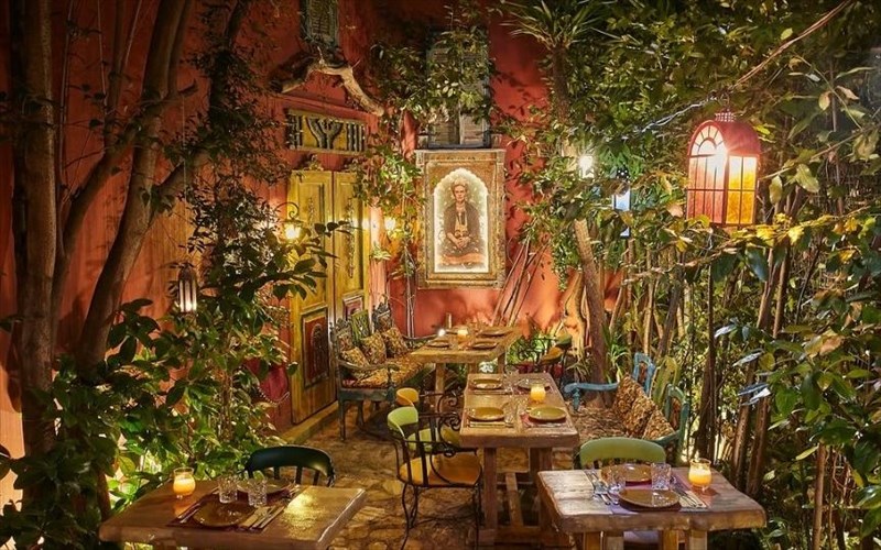 meksikaniki-fiesta-sto-dos-hermanos