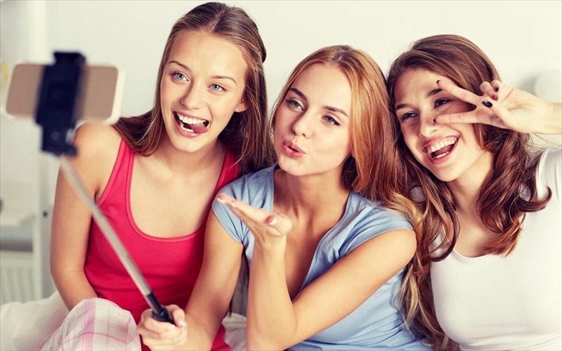 pos-to-tiktok-allazei-ton-planiti-tis-omorfias