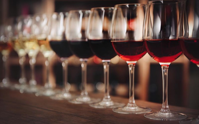 ti-mporei-na-mas-pei-to-xroma-enos-krasiou