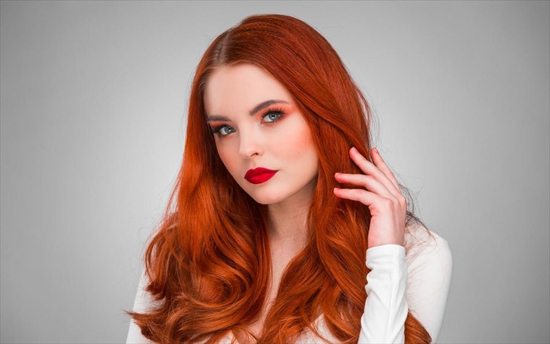 kokkino-i-megaluteri-tasi-mallion-gia-to-fthinoporo-tou-2020-megaluteri-tasi-mallion-gia-to-fthinoporo-tou-2020