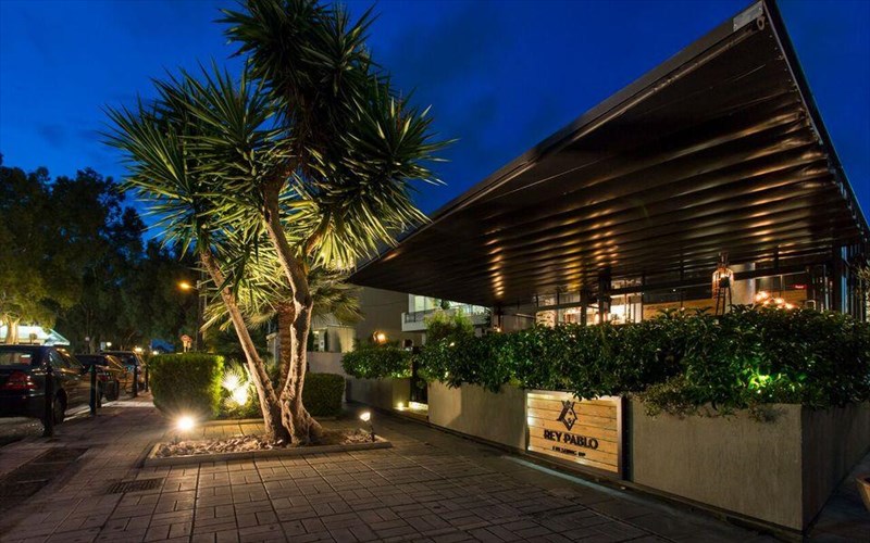 pempti-me-oiniko-aroma-gallias-sto-rey-pablo