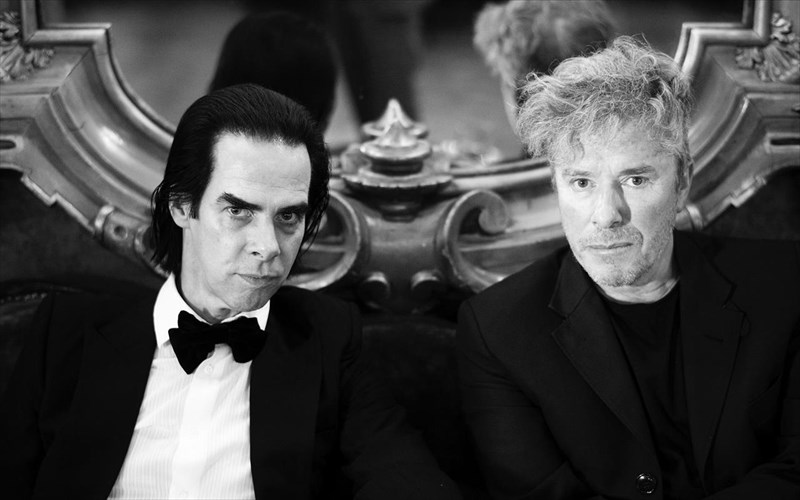 akouste-tis-operatikes-litanies-ton-nick-cave-kai-nicholas-lens