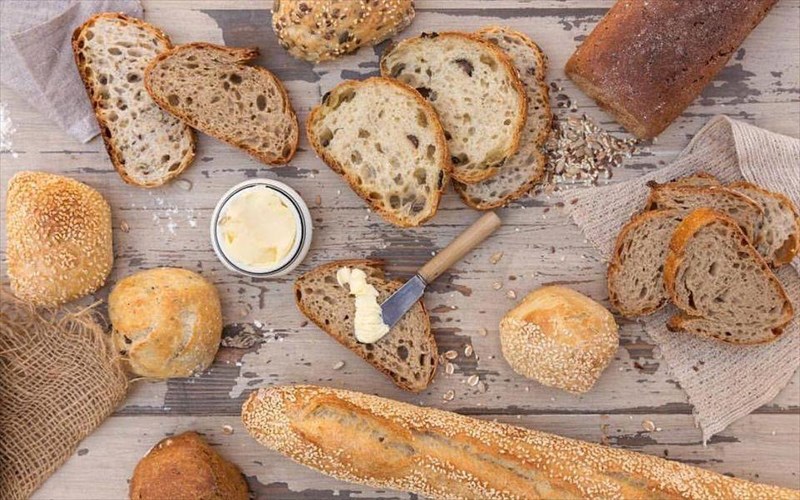 stasi-se-treis-agapimenous-fournous-tis-athinas