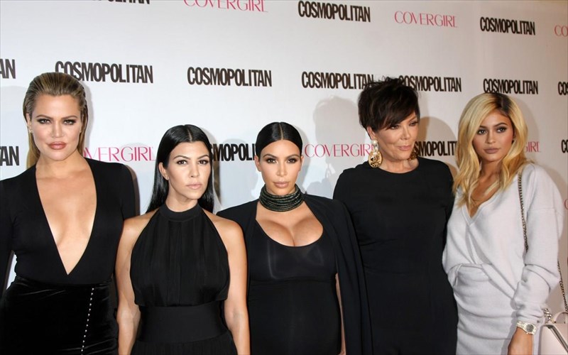 pos-ena-tileoptiko-rialiti-allakse-tin-ennoia-tis-omorfias-gia-panta