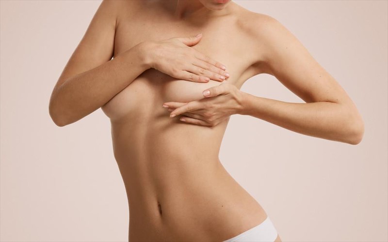 prolipsi-karkinou-tou-mastou-min-afisete-ton-covid-19-na-sas-apoprosanatolisei