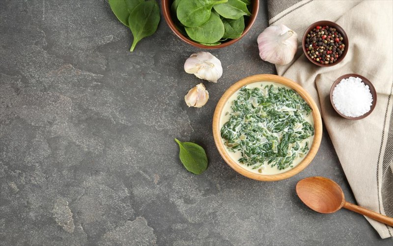 ftiakste-to-diko-sas-ugieino-kai-elafru-ntip-me-spanaki