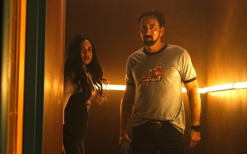 o-nicolas-cage-mas-kalei-se-ena-louna-park-tromou