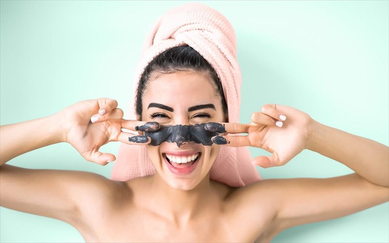 pos-na-ftiaksete-moni-sas-mia-mauri-maska-ksulanthraka