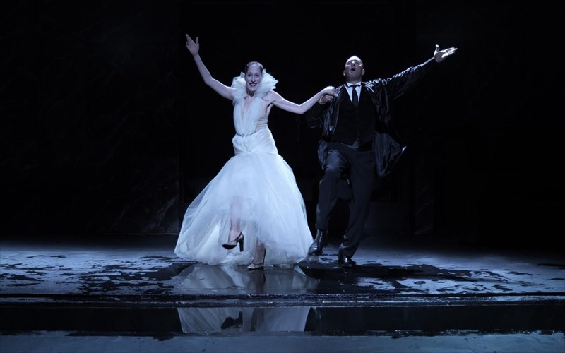 i-polubrabeumeni-eurudiki-tou-dimitri-tarloou-mas-ksanasustinetai-online