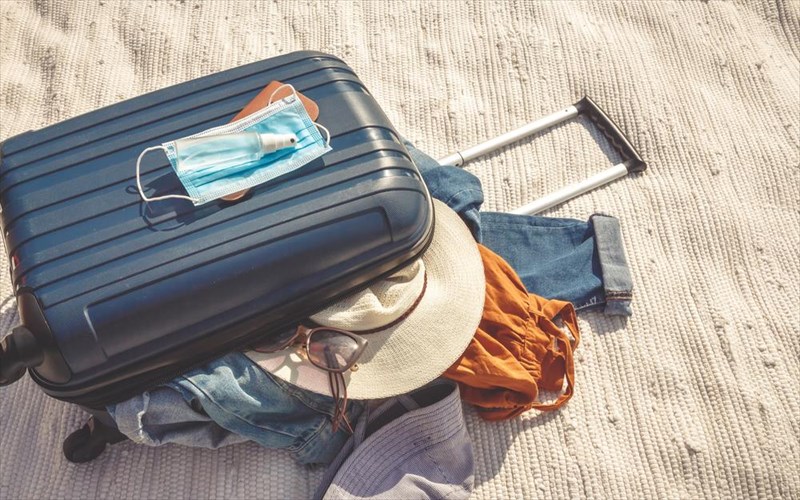 ti-sumbouleuei-to-cdc-gia-ta-diethni-taksidia