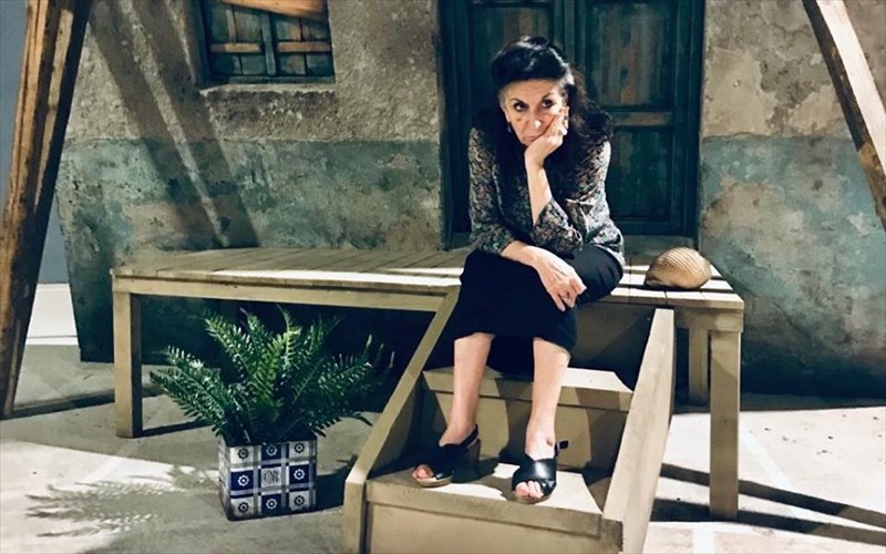 to-xristougenniatiko-programma-tou-theatrou-stathmos