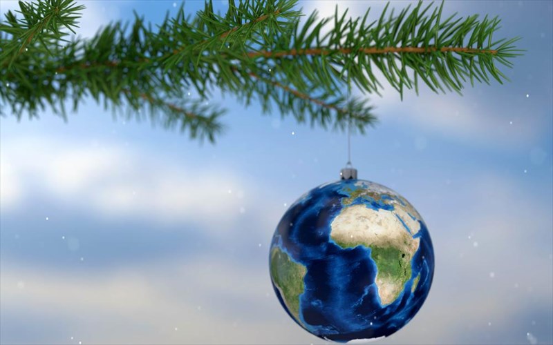 kserete-pou-gennithike-to-ethimo-ton-xristougenniatikon-dentron