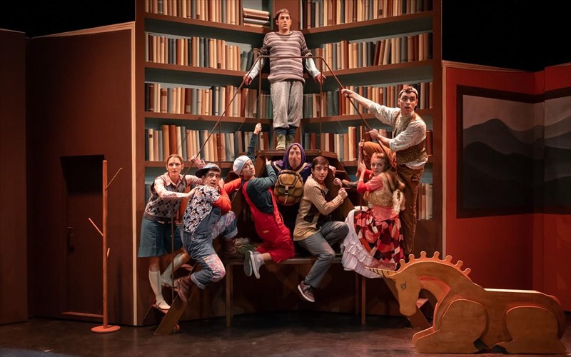 to-online-programma-tou-ethnikou-theatrou-gia-tis-giortes