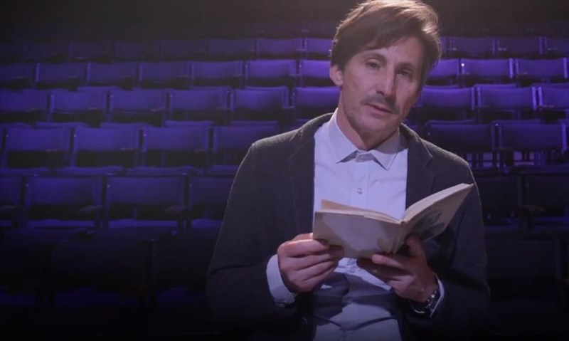 o-dimitris-tarloou-euxetai-ena-2021-me-anthropina-aggigmata