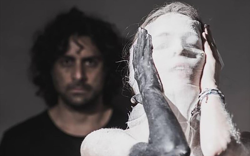 apo-tin-antigoni-sti-mideia-tou-kosta-gaki-se-online-streaming