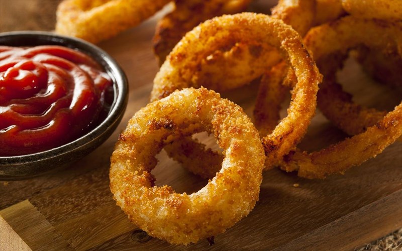 i-lorde-epanaferei-to-blog-kritikon-gia-onion-rings