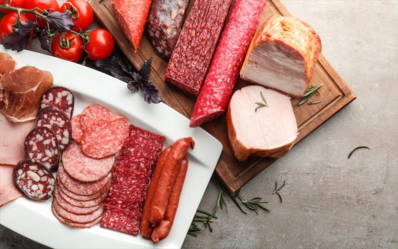 ta-pio-geustika-allantika-tis-elladas-kai-tou-eksoterikou-sto-mikroskopio