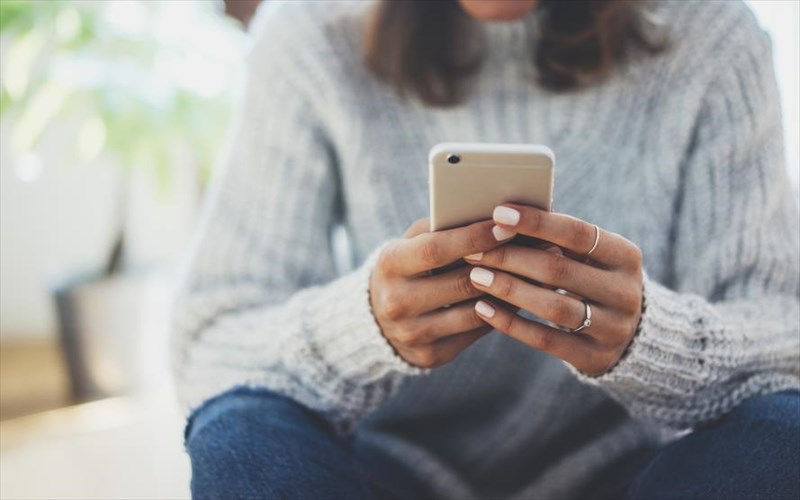 telika-to-kinito-kerdizei-ton-suntrofo-mas