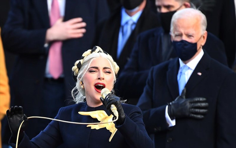 lady-gaga-oi-leptomereies-piso-apo-tin-pio-episimi-emfanisi-tis-zois-tis