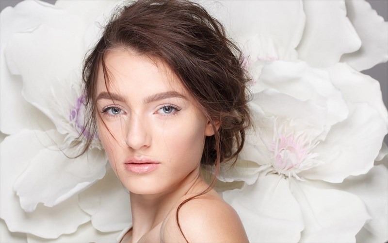 mustika-omorfias-apokleistika-gia-gunaikes-ydroxoous