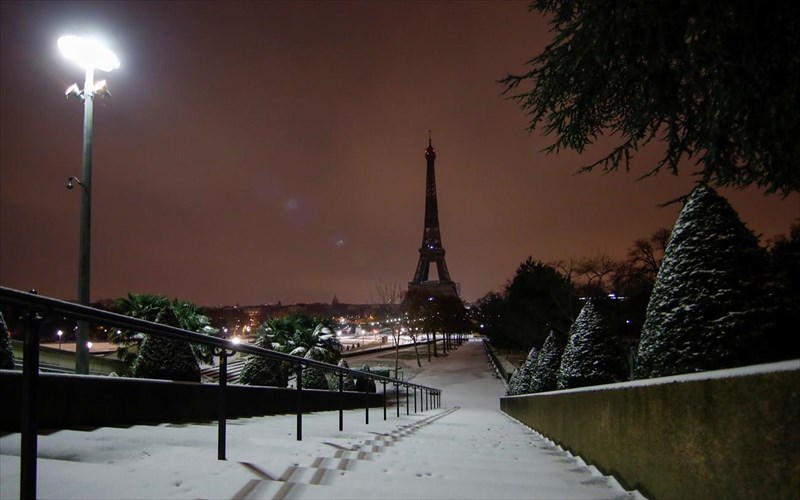 fotografiko-taksidi-sto-xionismeno-kai-erotiko-parisi