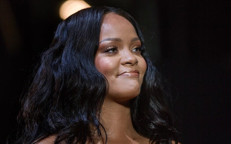 telos-epoxis-gia-tin-fenty-tis-rihanna