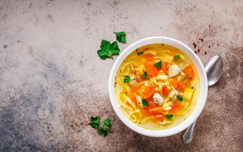 allo-ena-ekpliktiko-ofelos-tis-kotosoupas