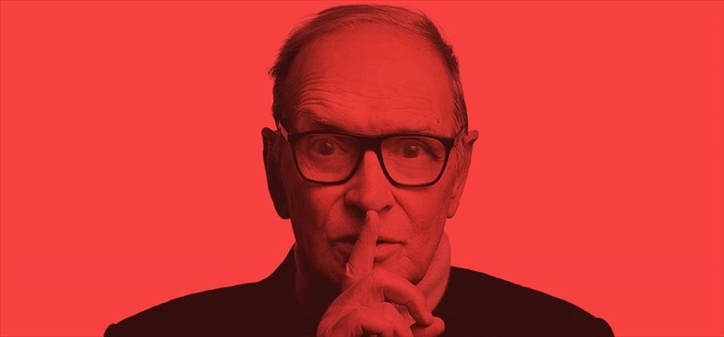 i-monomaxia-tou-morikone-erxetai-sto-christmas-theater-on-line