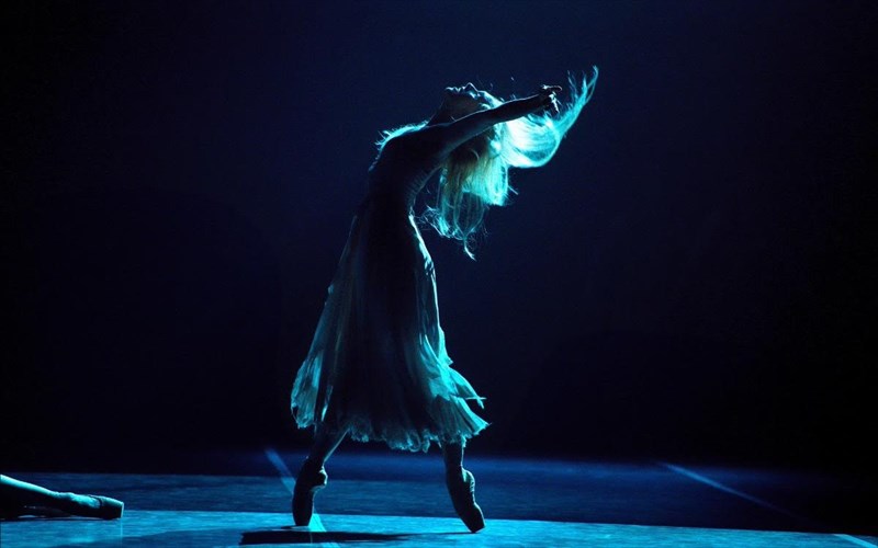 i-zizel-tou-akram-kan-sunexizei-na-mageuei