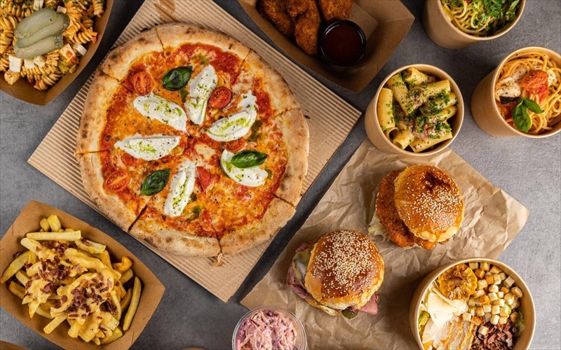 what-the-food-neo-protzekt-apo-tin-omada-tou-warehouse